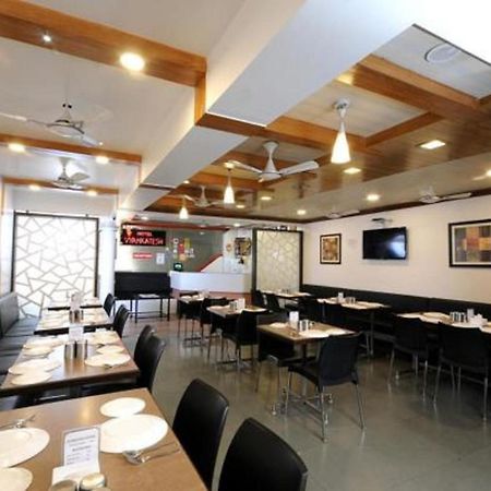Hotel Vyankatesh & Pure Veg Restaurant Mahabaleshwar Luaran gambar