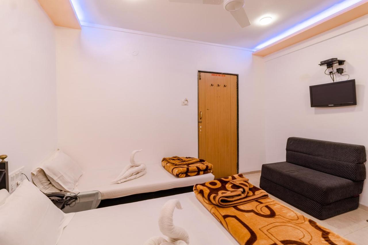 Hotel Vyankatesh & Pure Veg Restaurant Mahabaleshwar Luaran gambar