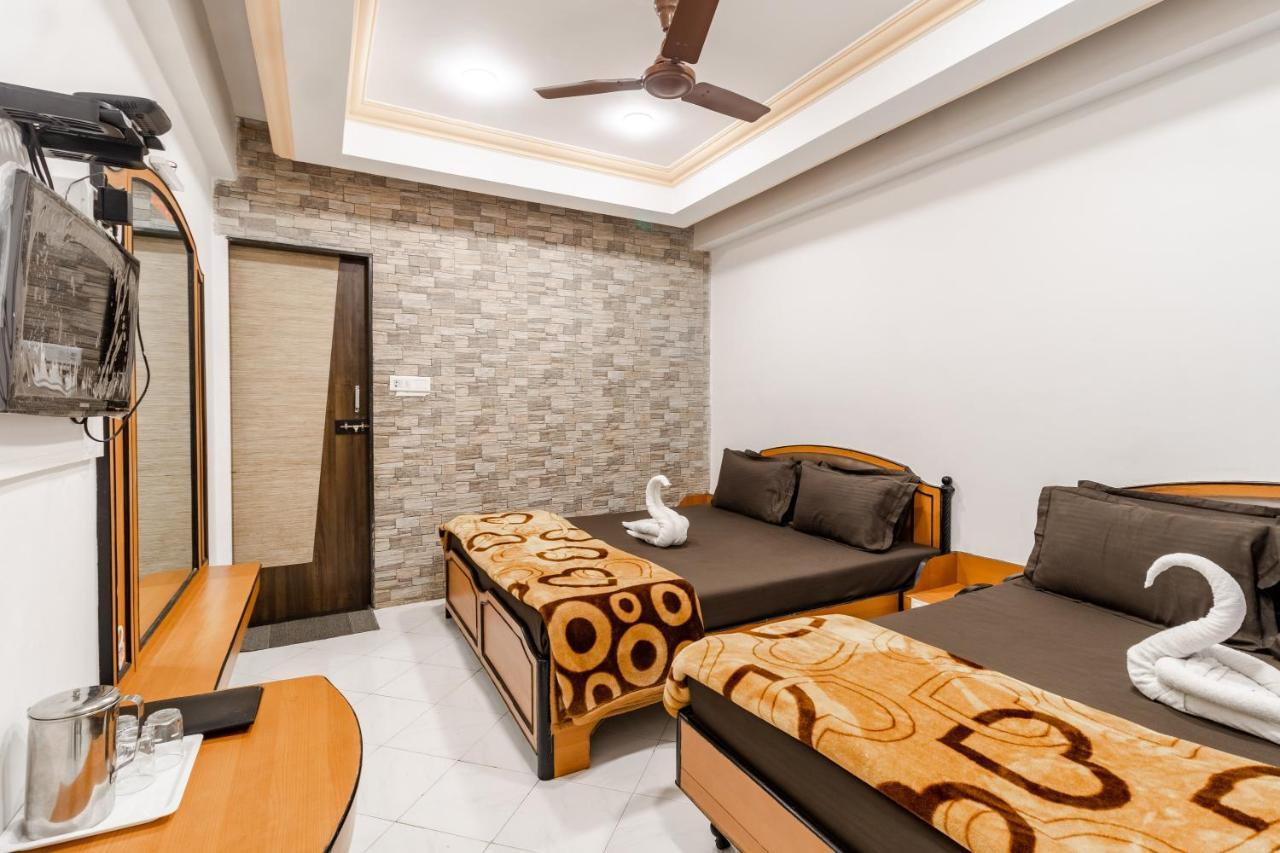 Hotel Vyankatesh & Pure Veg Restaurant Mahabaleshwar Luaran gambar