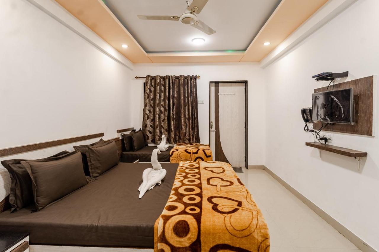 Hotel Vyankatesh & Pure Veg Restaurant Mahabaleshwar Luaran gambar