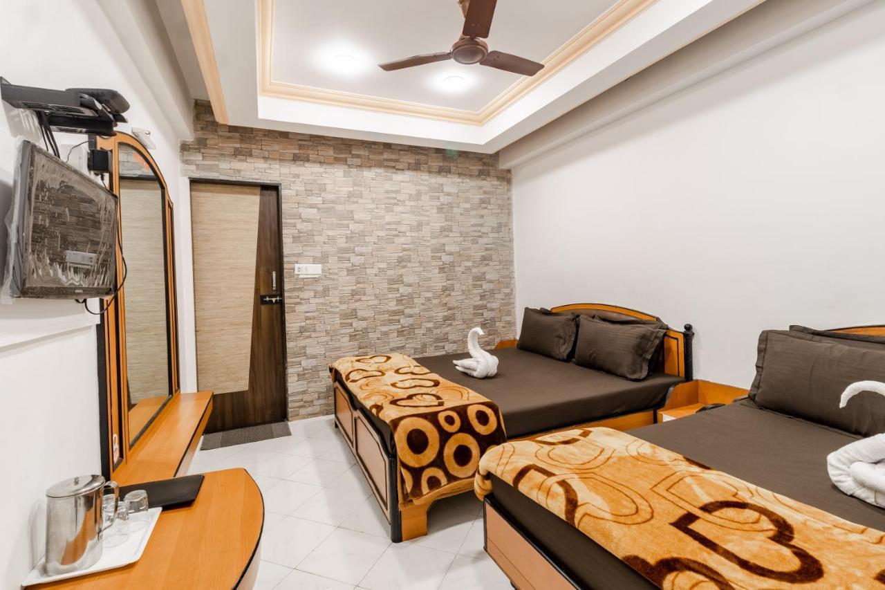 Hotel Vyankatesh & Pure Veg Restaurant Mahabaleshwar Luaran gambar